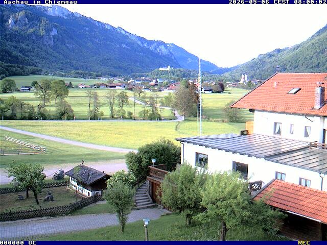 Archiv Foto Webcam Aschau im Chiemgau - Blick Richtung Süden auf Aschau