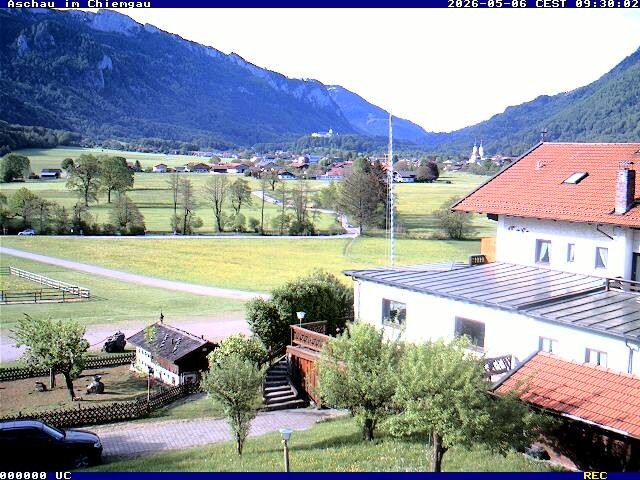 Archiv Foto Webcam Aschau im Chiemgau - Blick Richtung Süden auf Aschau