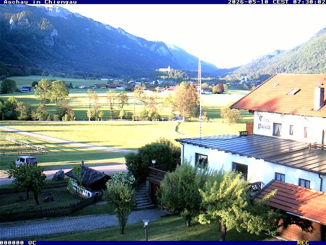 Archiv Foto Webcam Aschau im Chiemgau - Blick Richtung Süden auf Aschau