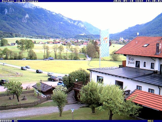Archiv Foto Webcam Aschau im Chiemgau - Blick Richtung Süden auf Aschau