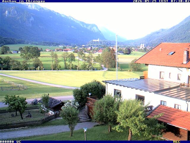 Archiv Foto Webcam Aschau im Chiemgau - Blick Richtung Süden auf Aschau
