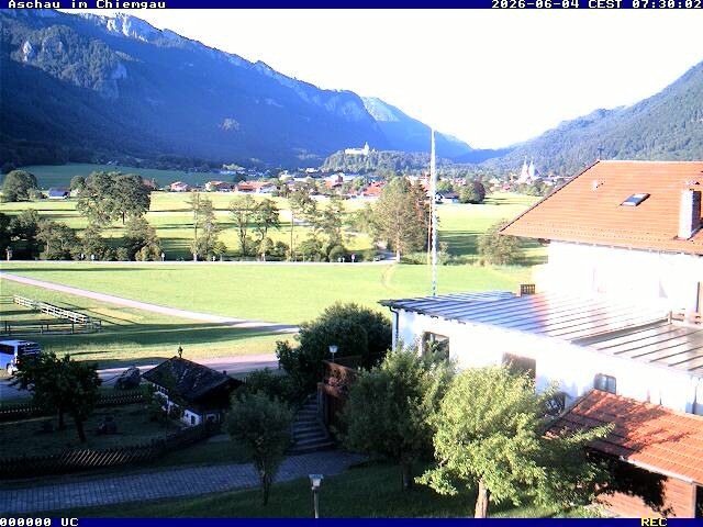 Archiv Foto Webcam Aschau im Chiemgau - Blick Richtung Süden auf Aschau