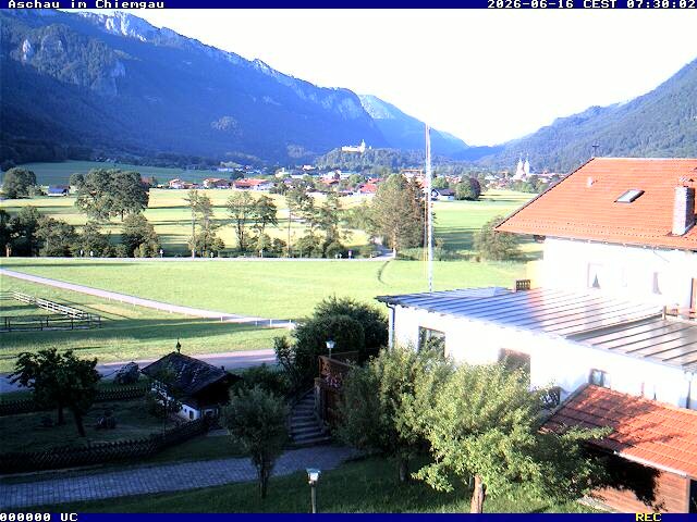 Archiv Foto Webcam Aschau im Chiemgau - Blick Richtung Süden auf Aschau