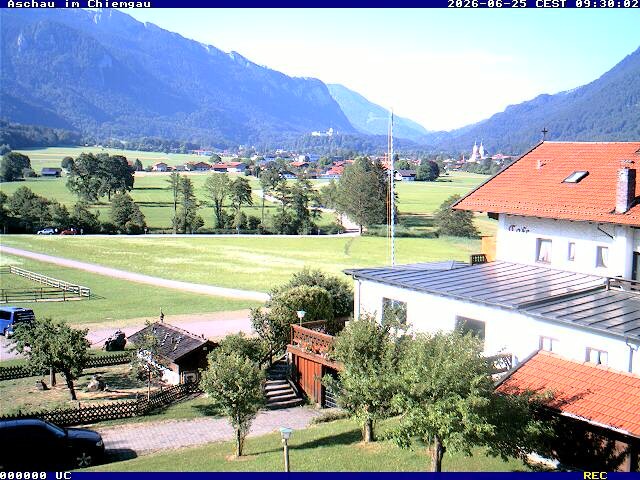 Archiv Foto Webcam Aschau im Chiemgau - Blick Richtung Süden auf Aschau