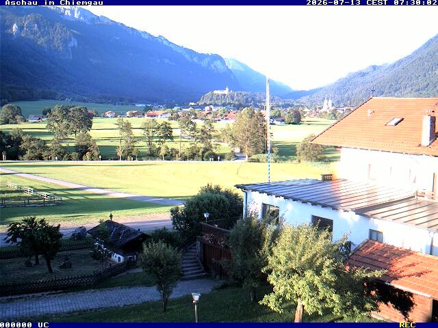 Archiv Foto Webcam Aschau im Chiemgau - Blick Richtung Süden auf Aschau