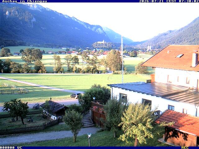 Archiv Foto Webcam Aschau im Chiemgau - Blick Richtung Süden auf Aschau