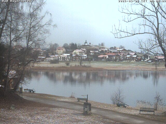 Archived image Webcam Bad Bayersoien - View to Lake Soier See