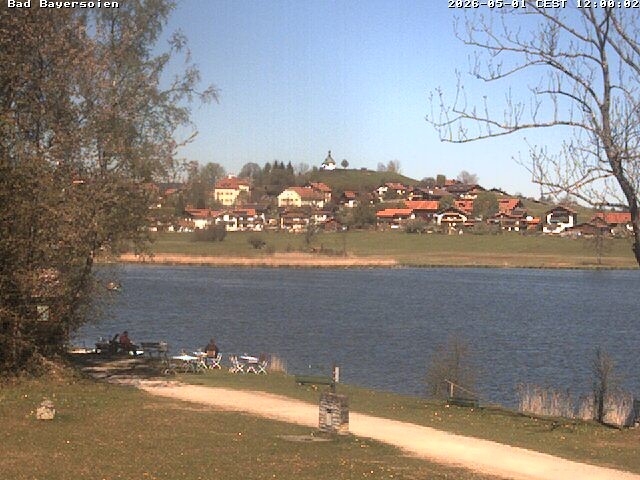 Archived image Webcam Bad Bayersoien - View to Lake Soier See