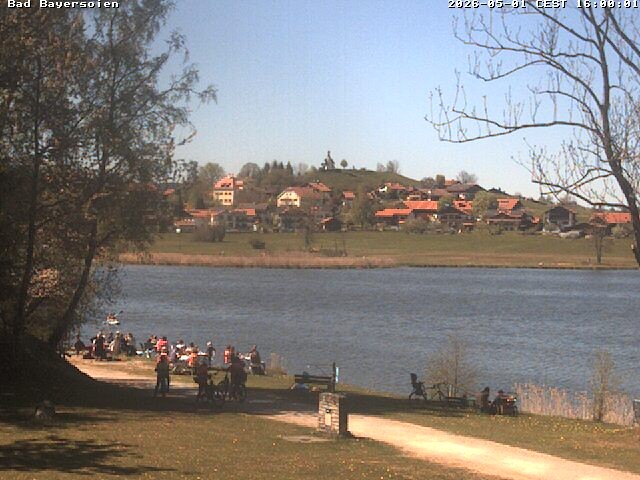Archived image Webcam Bad Bayersoien - View to Lake Soier See