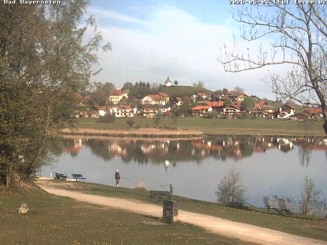 Archived image Webcam Bad Bayersoien - View to Lake Soier See