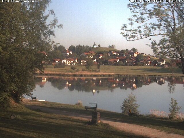 Archived image Webcam Bad Bayersoien - View to Lake Soier See