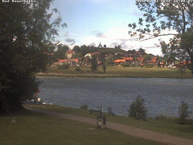 Archived image Webcam Bad Bayersoien - View to Lake Soier See