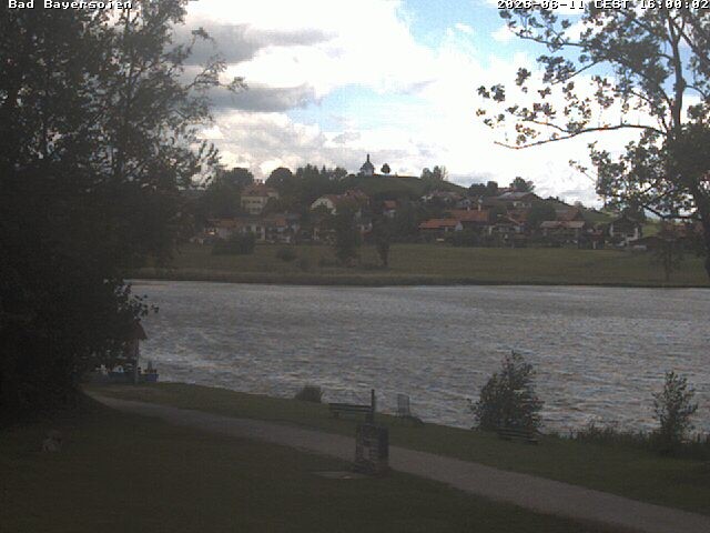 Archived image Webcam Bad Bayersoien - View to Lake Soier See