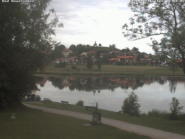 Archived image Webcam Bad Bayersoien - View to Lake Soier See