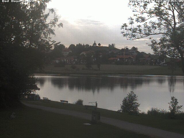 Archived image Webcam Bad Bayersoien - View to Lake Soier See