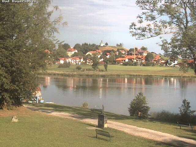 Archived image Webcam Bad Bayersoien - View to Lake Soier See