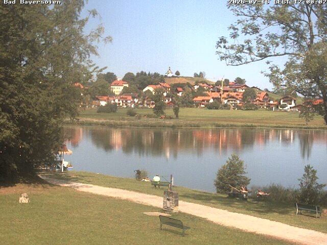 Archived image Webcam Bad Bayersoien - View to Lake Soier See