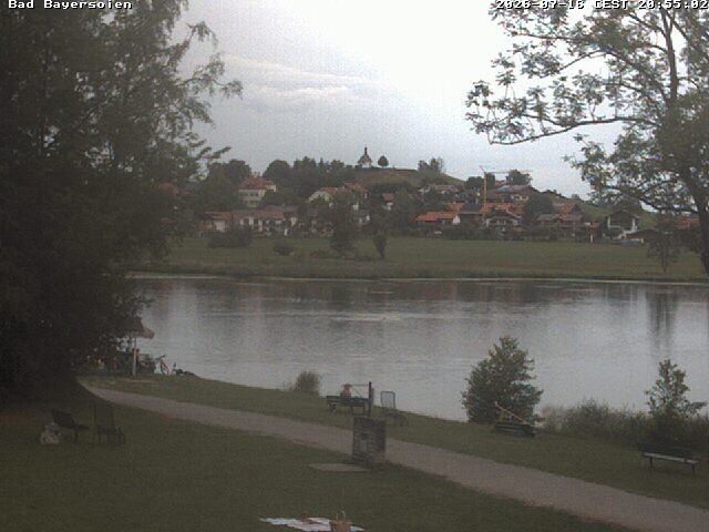 Archived image Webcam Bad Bayersoien - View to Lake Soier See