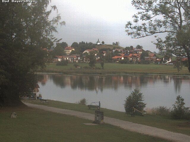 Archived image Webcam Bad Bayersoien - View to Lake Soier See