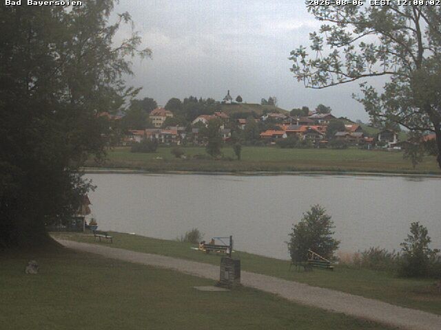 Archived image Webcam Bad Bayersoien - View to Lake Soier See