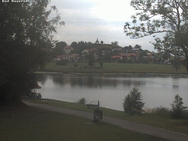 Archived image Webcam Bad Bayersoien - View to Lake Soier See