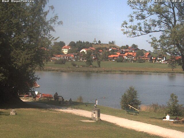 Archived image Webcam Bad Bayersoien - View to Lake Soier See