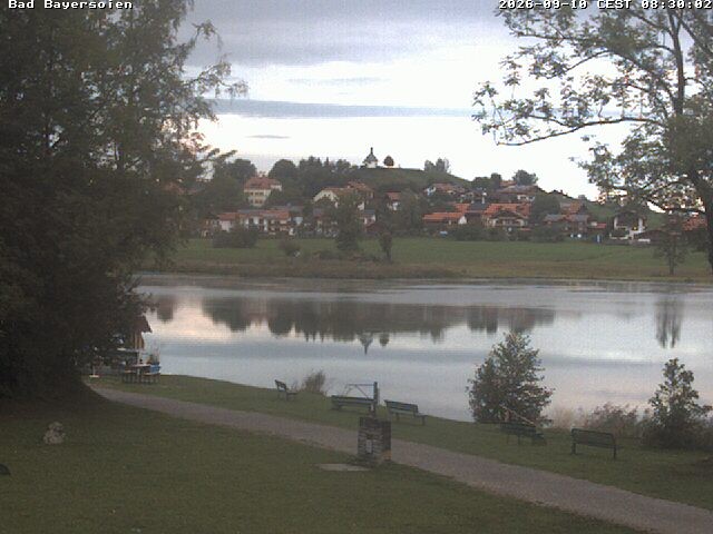 Archived image Webcam Bad Bayersoien - View to Lake Soier See