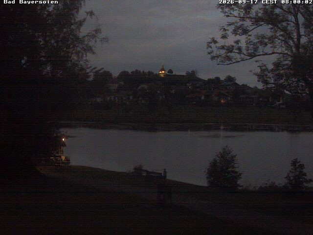 Archived image Webcam Bad Bayersoien - View to Lake Soier See
