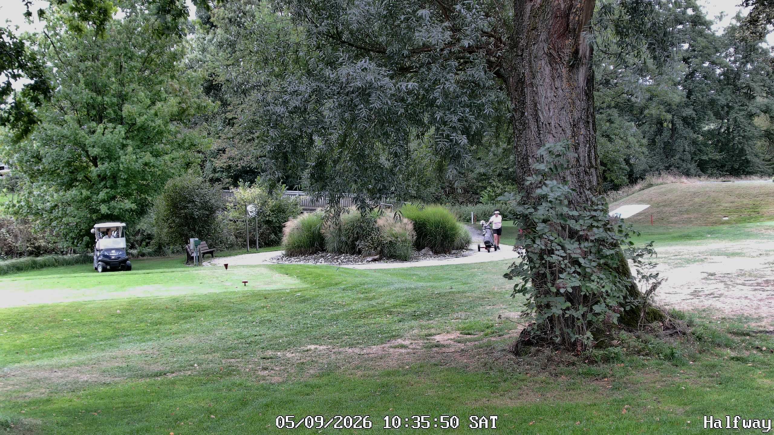 Archived image Webcam Golfclub Rottal - Herbertsfelden
