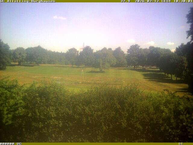 Archived image Webcam Piesing Golfclub - Burghausen