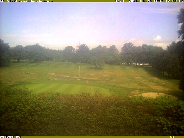 Archived image Webcam Piesing Golfclub - Burghausen