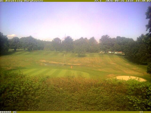 Archived image Webcam Piesing Golfclub - Burghausen