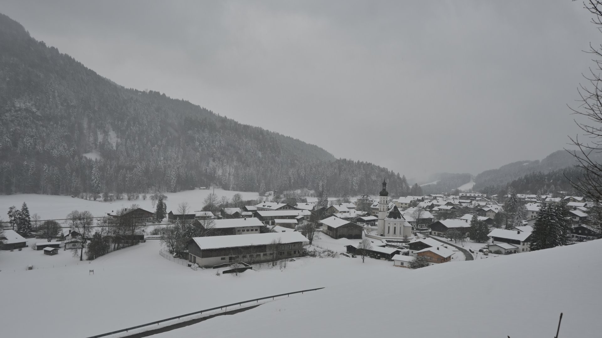 Archiv Foto Webcam Sachrang-Blick über Bergsteigerdorf