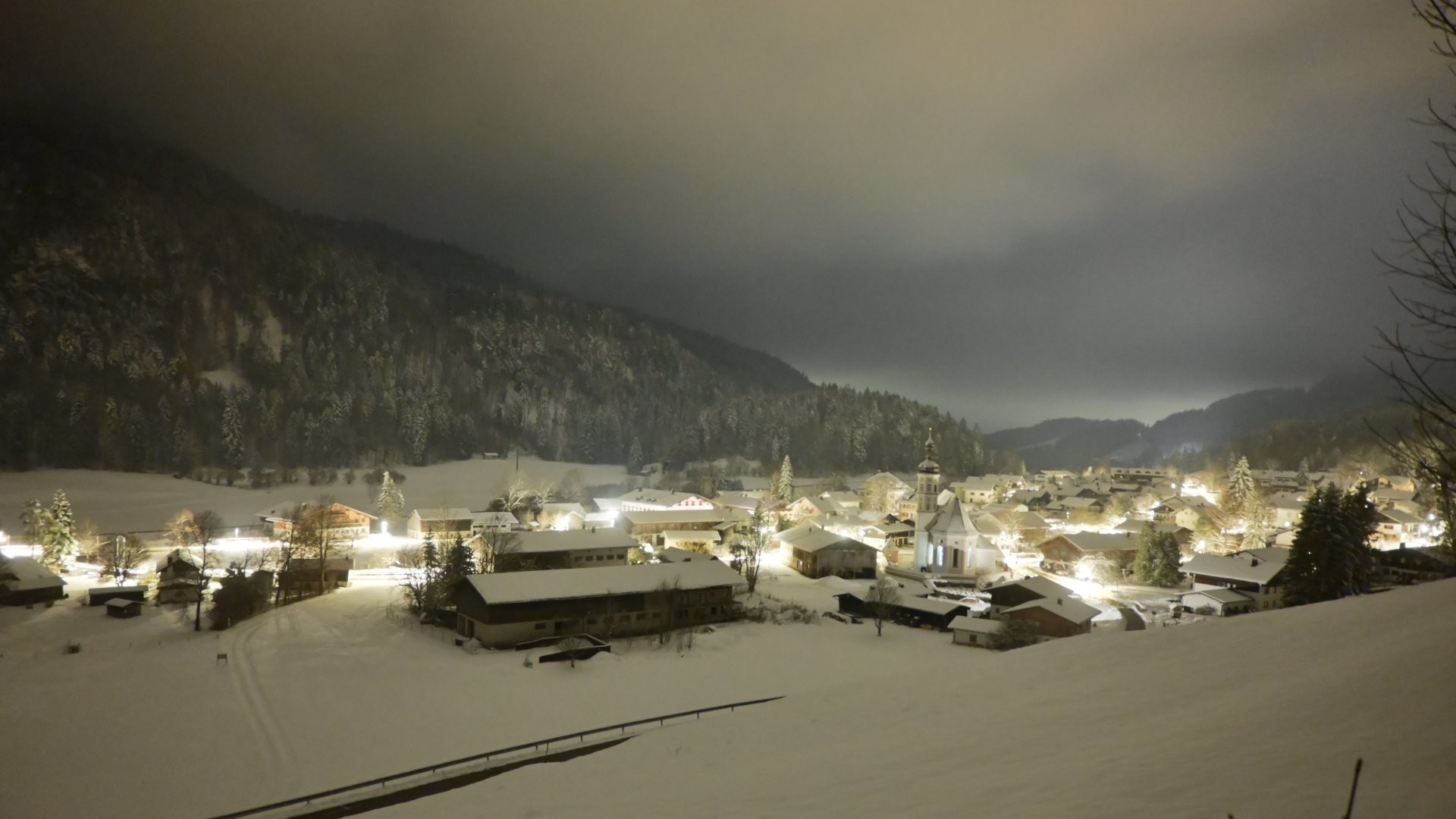 Archiv Foto Webcam Sachrang-Blick über Bergsteigerdorf