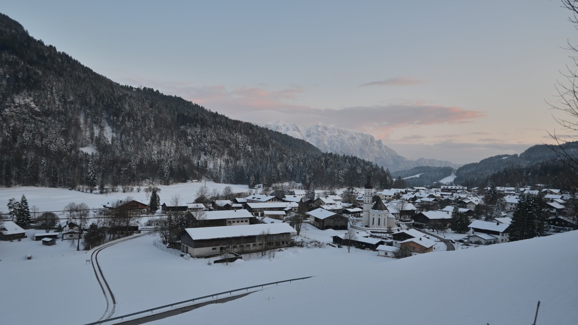 Archiv Foto Webcam Sachrang-Blick über Bergsteigerdorf