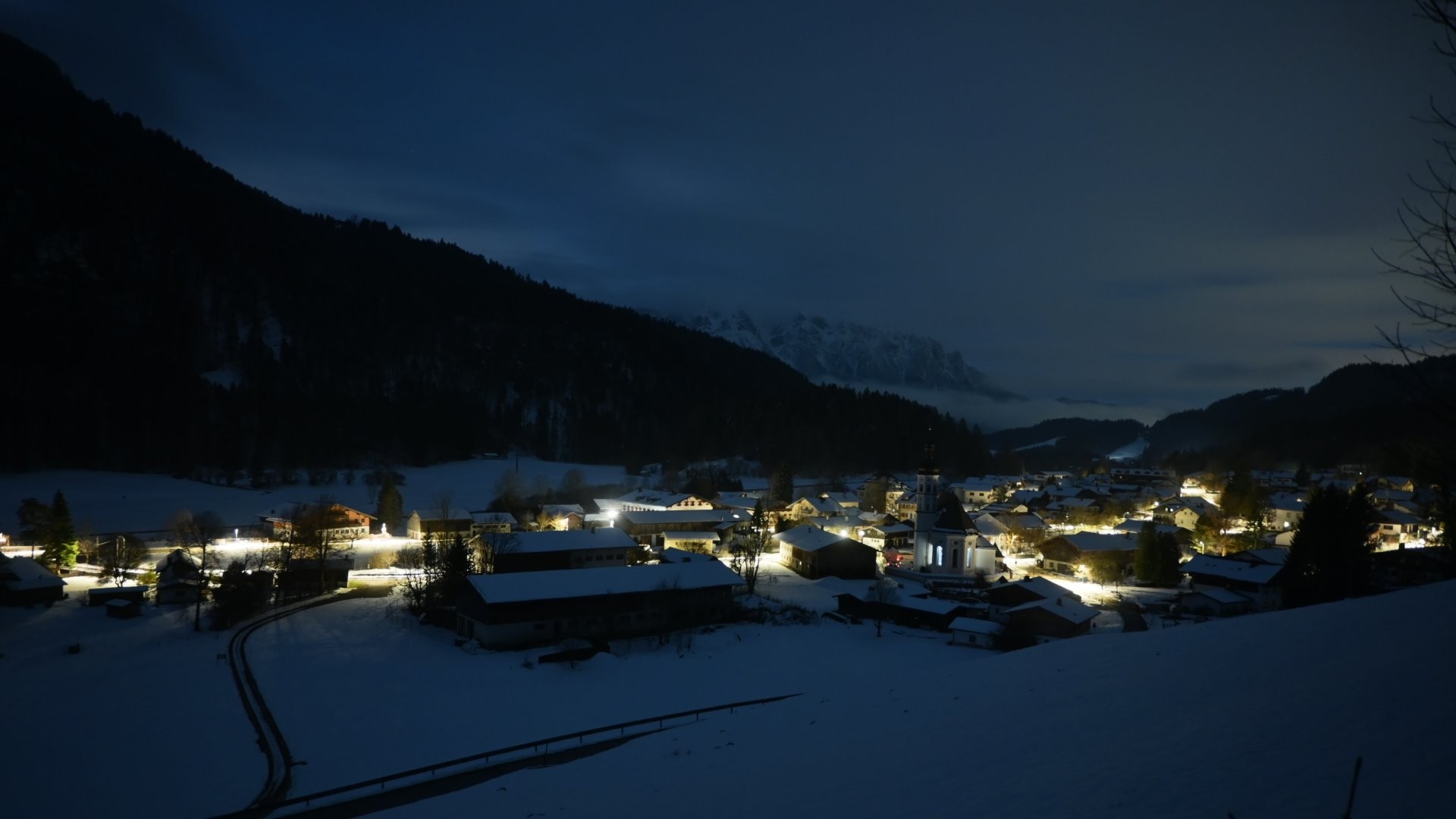 Archiv Foto Webcam Sachrang-Blick über Bergsteigerdorf
