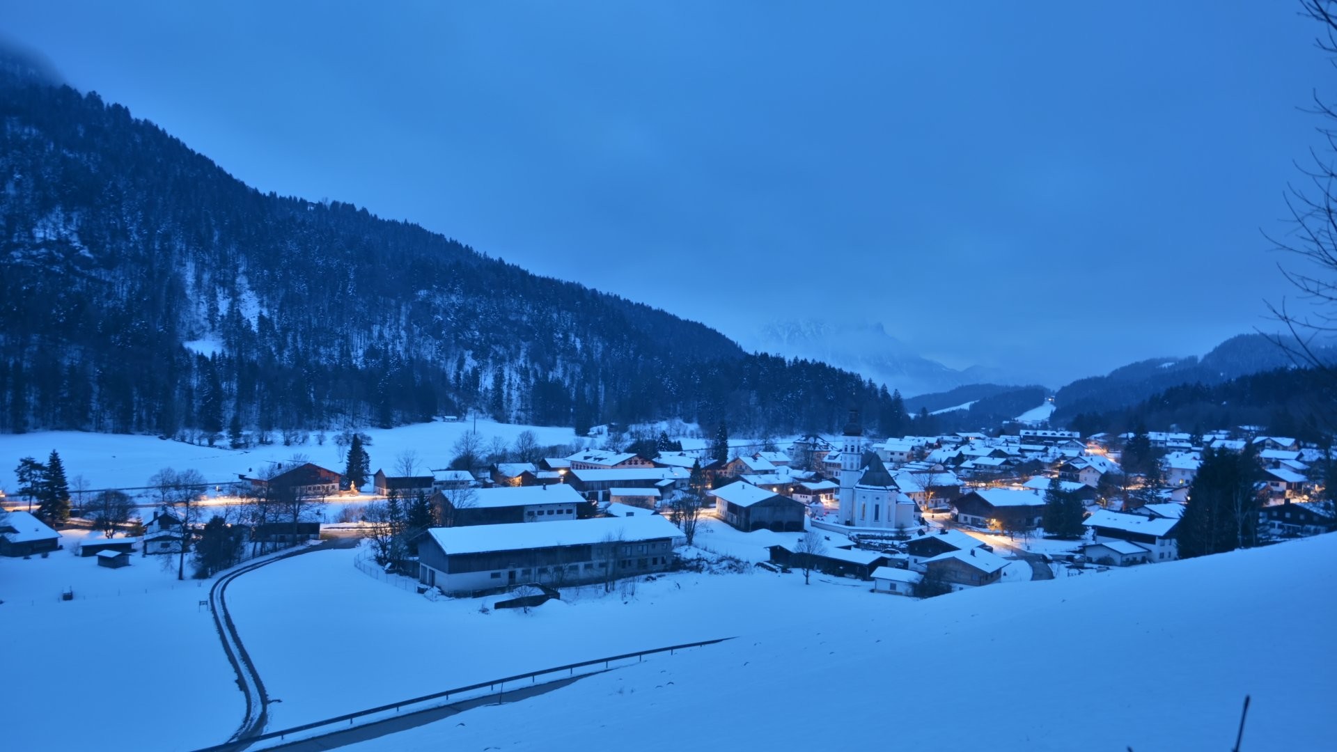 Archiv Foto Webcam Sachrang-Blick über Bergsteigerdorf