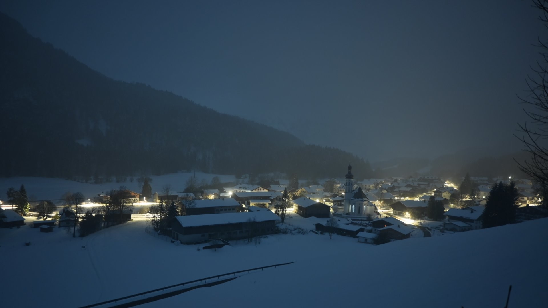 Archiv Foto Webcam Sachrang-Blick über Bergsteigerdorf