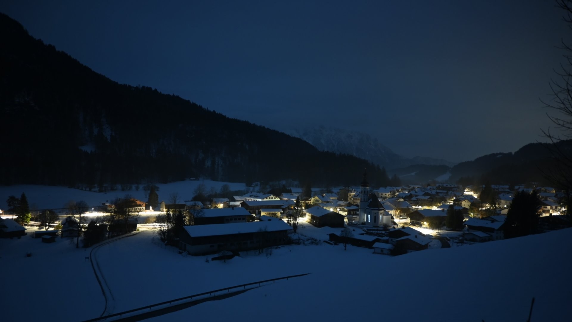 Archiv Foto Webcam Sachrang-Blick über Bergsteigerdorf