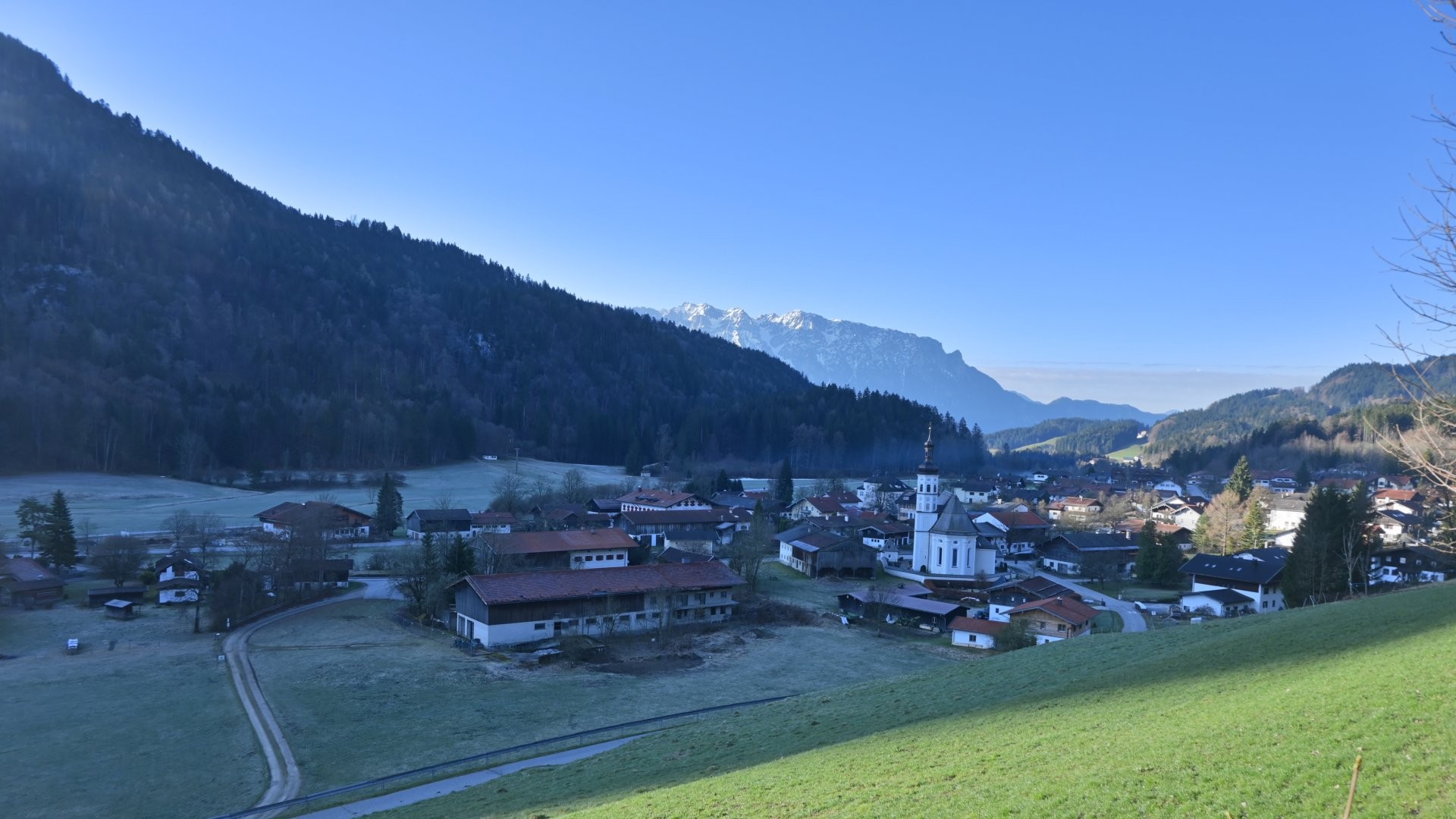 Archived image Webcam View to Sachrang