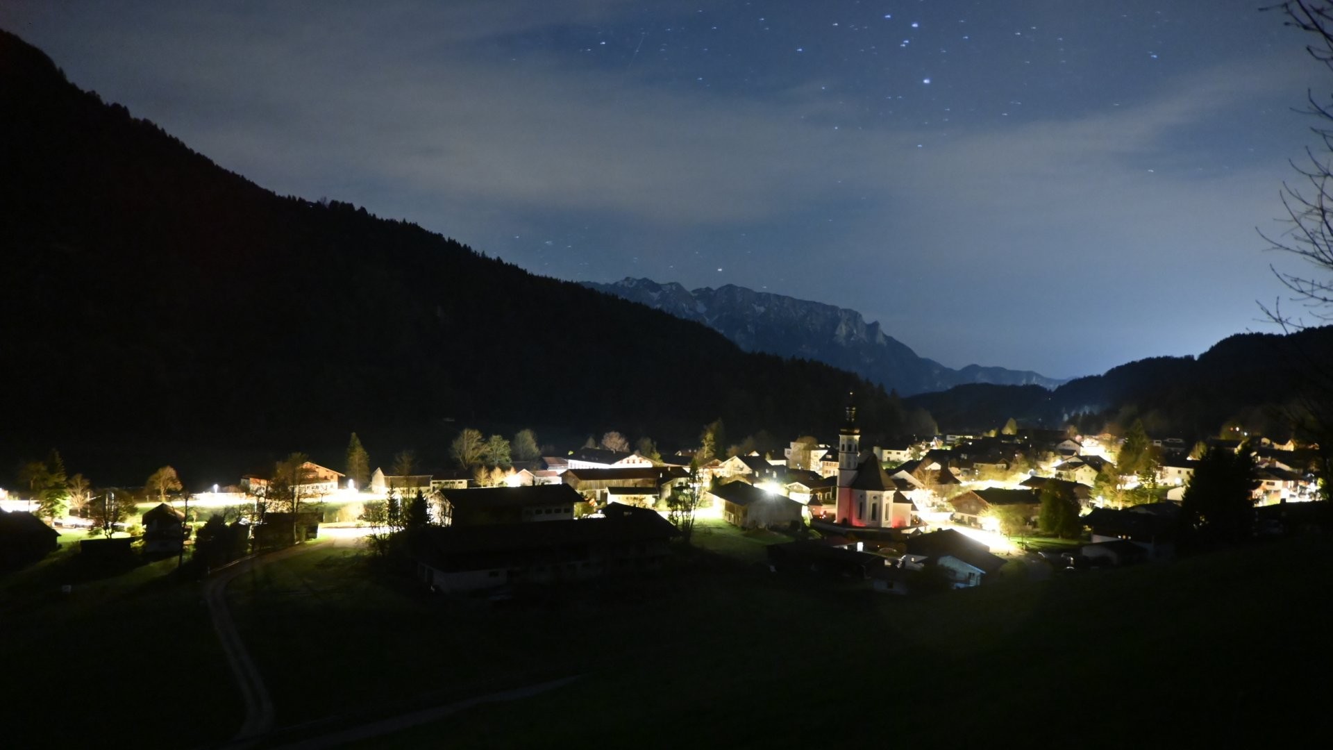 Archiv Foto Webcam Sachrang-Blick über Bergsteigerdorf