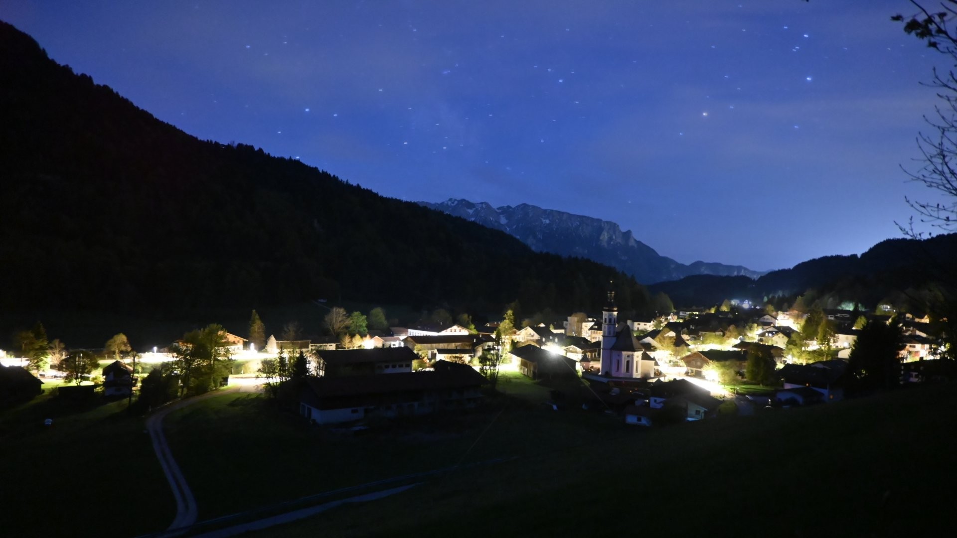 Archiv Foto Webcam Sachrang-Blick über Bergsteigerdorf