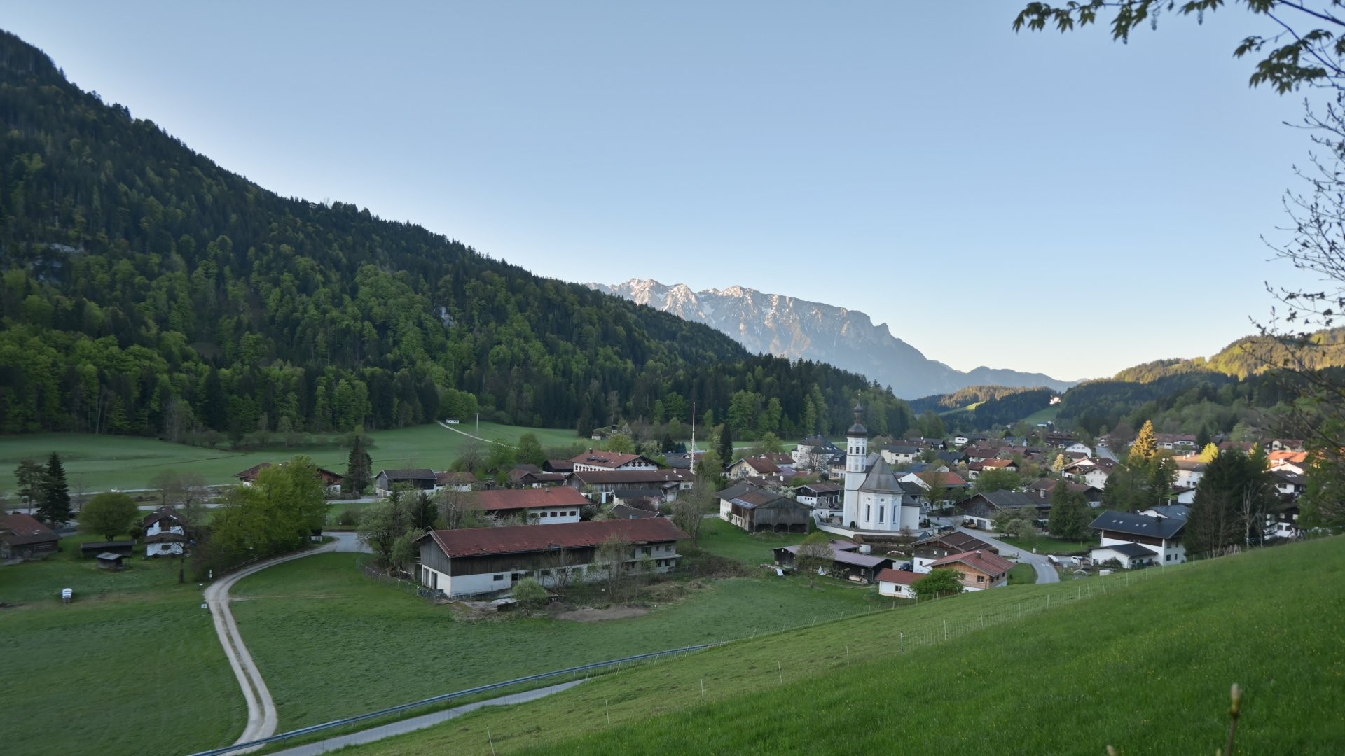 Archiv Foto Webcam Sachrang-Blick über Bergsteigerdorf