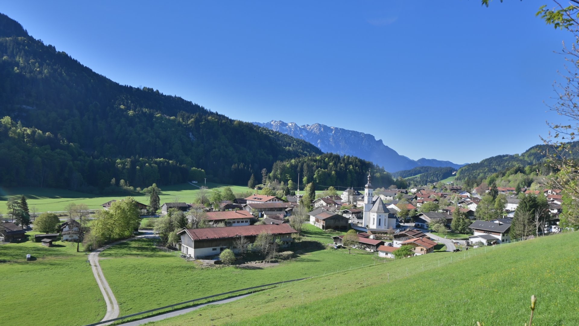 Archiv Foto Webcam Sachrang-Blick über Bergsteigerdorf