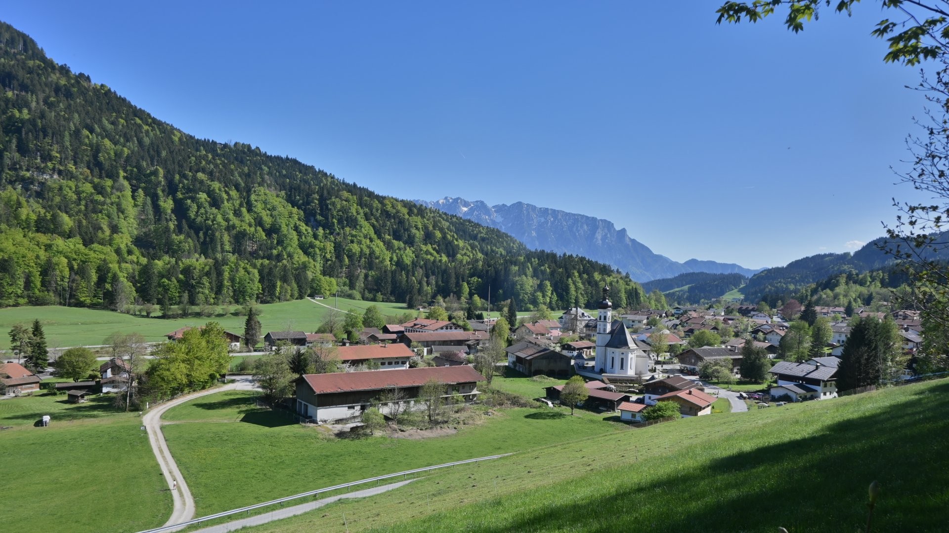 Archiv Foto Webcam Sachrang-Blick über Bergsteigerdorf