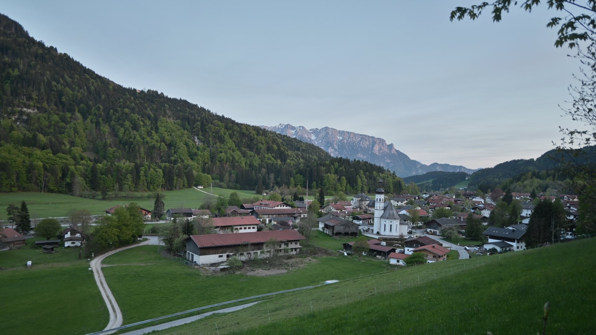 Archiv Foto Webcam Sachrang-Blick über Bergsteigerdorf