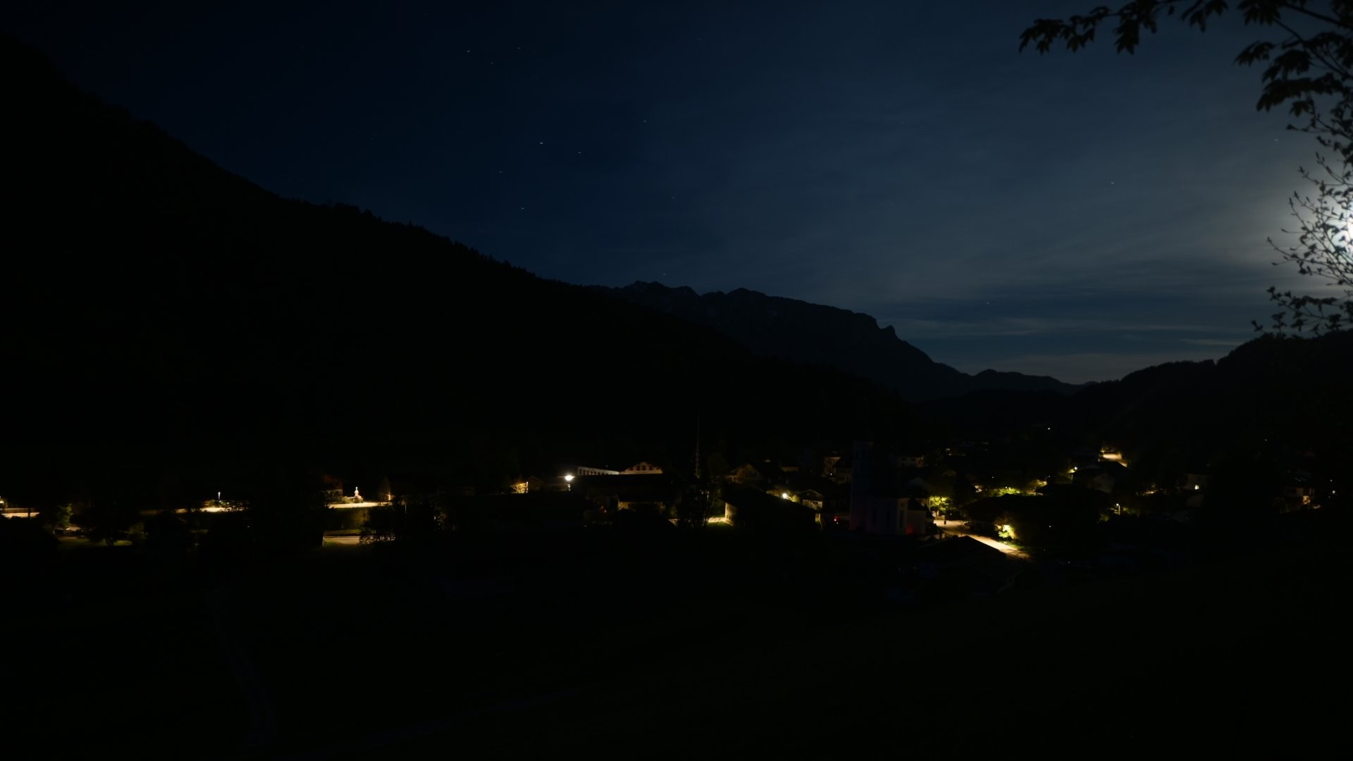 Archiv Foto Webcam Sachrang-Blick über Bergsteigerdorf