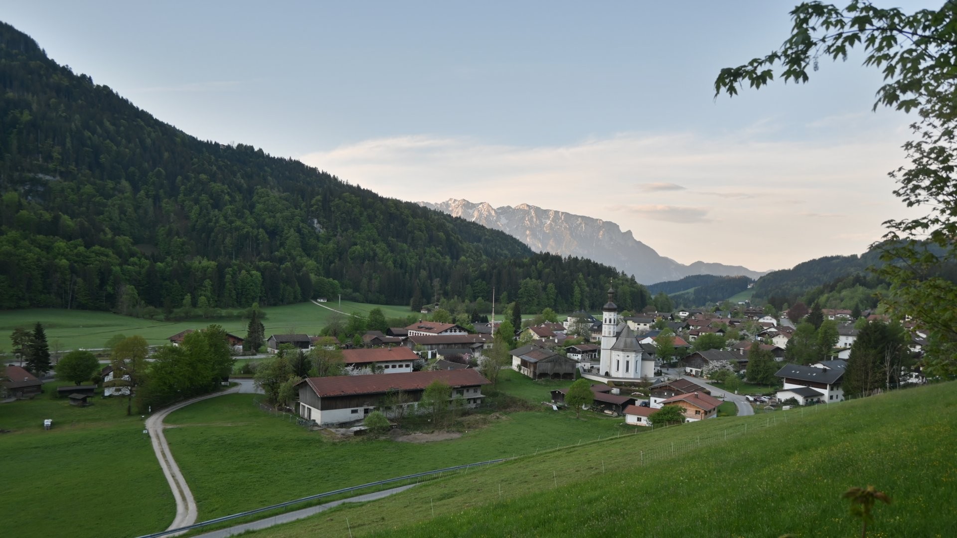 Archiv Foto Webcam Sachrang-Blick über Bergsteigerdorf