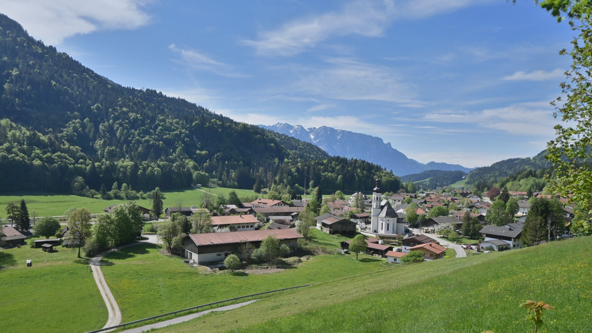 Archiv Foto Webcam Sachrang-Blick über Bergsteigerdorf