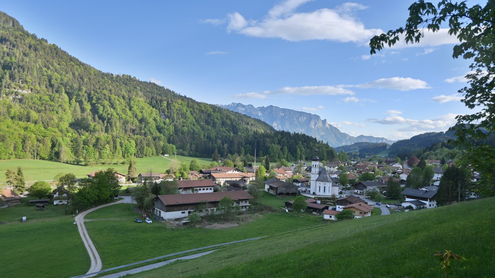 Archiv Foto Webcam Sachrang-Blick über Bergsteigerdorf